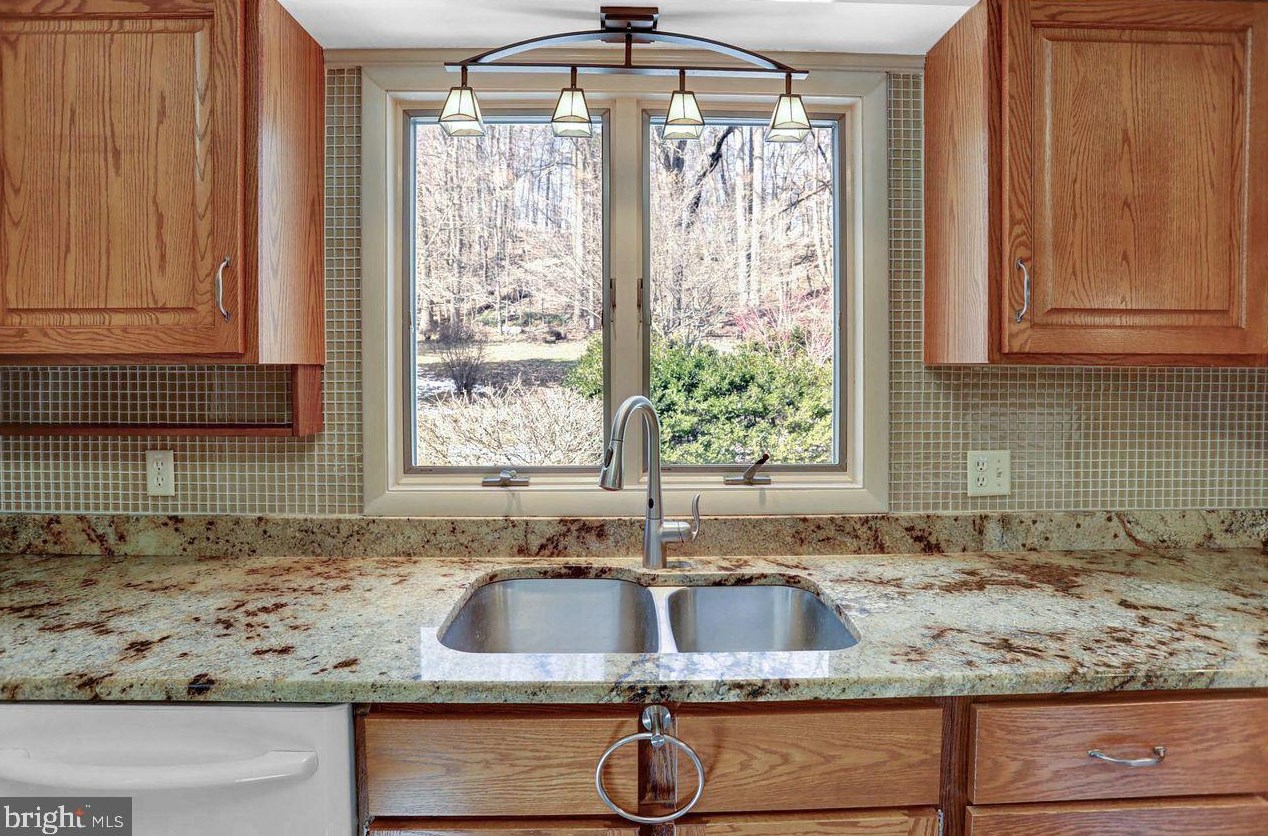 535 Sandy Hollow Rd, Paradise Park PA  17068-9207 exterior