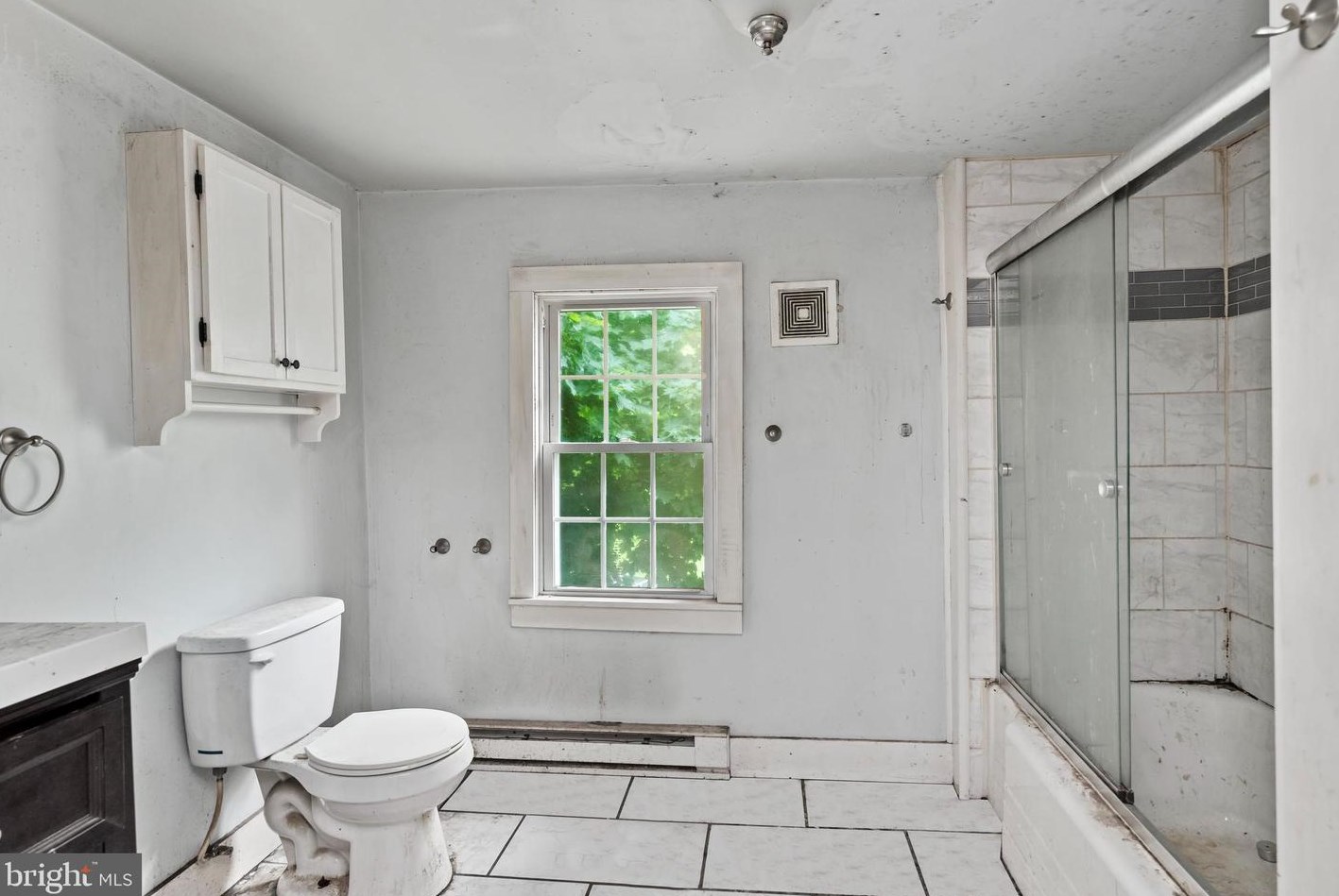 228 Main St, Paradise Park PA  17068-9657 exterior