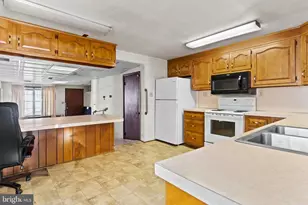 127 W McClure St, New Bloomfield, PA 17068 - Photo 3