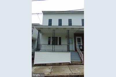 504 N Front Street - Photo 1