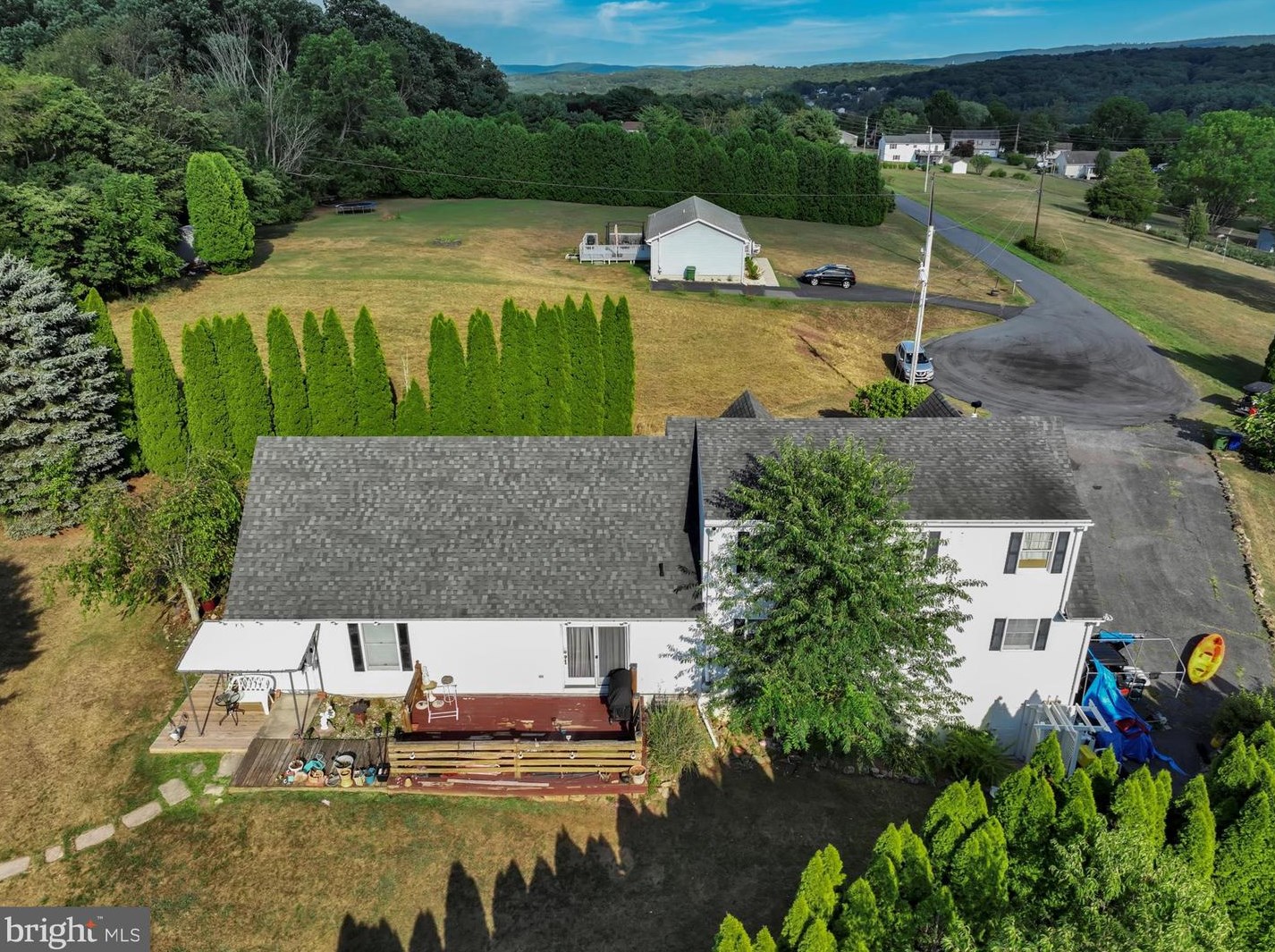 1134 Fawn Cv, Brommerstown PA  17922-9230 exterior