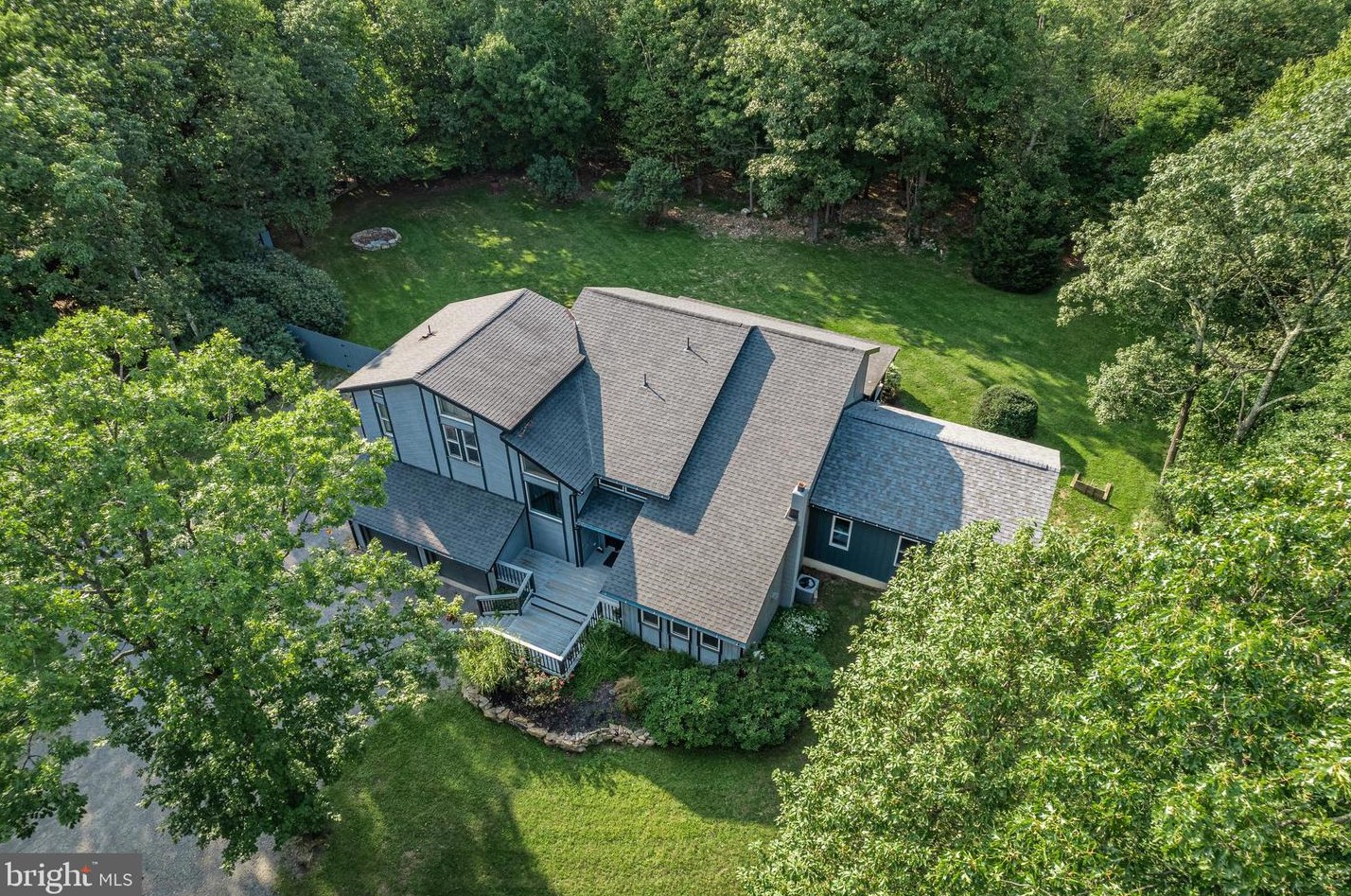 63 Fawn Ln, Hometown PA  18252-5538 exterior