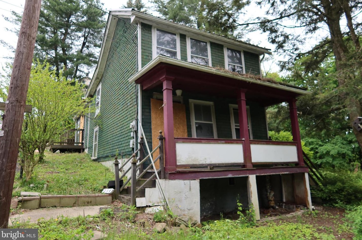 234 Elm St, Hometown PA  18252-1517 exterior