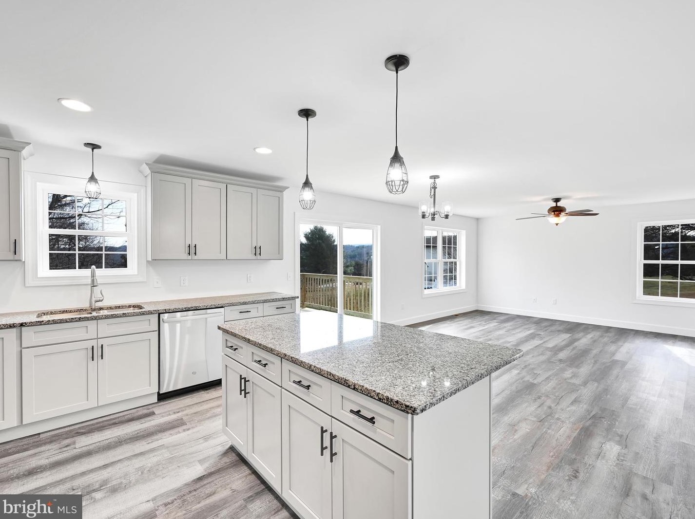 2191 Montana Dr, Brommerstown PA  exterior