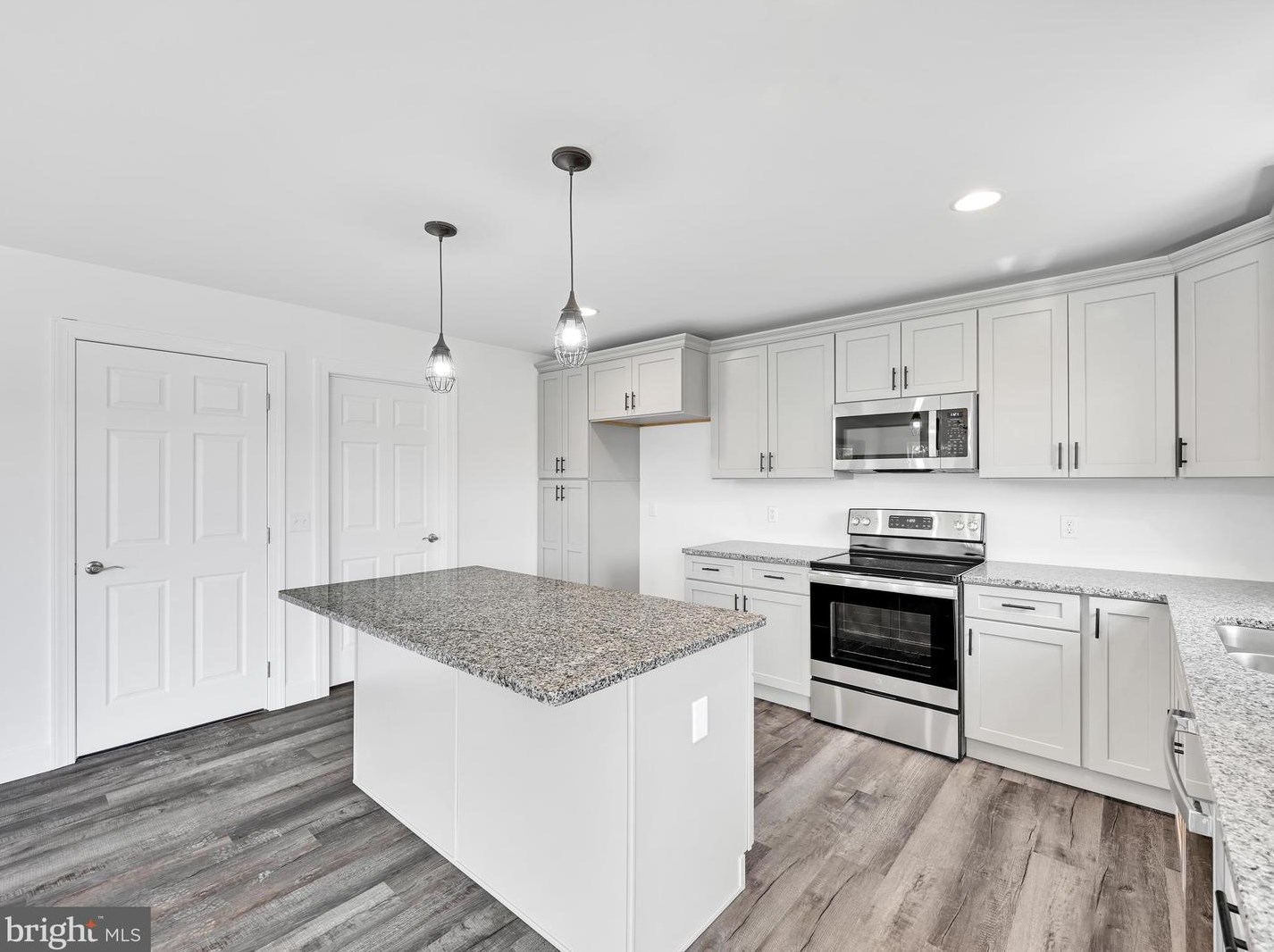 2191 Montana Dr, Brommerstown PA  exterior