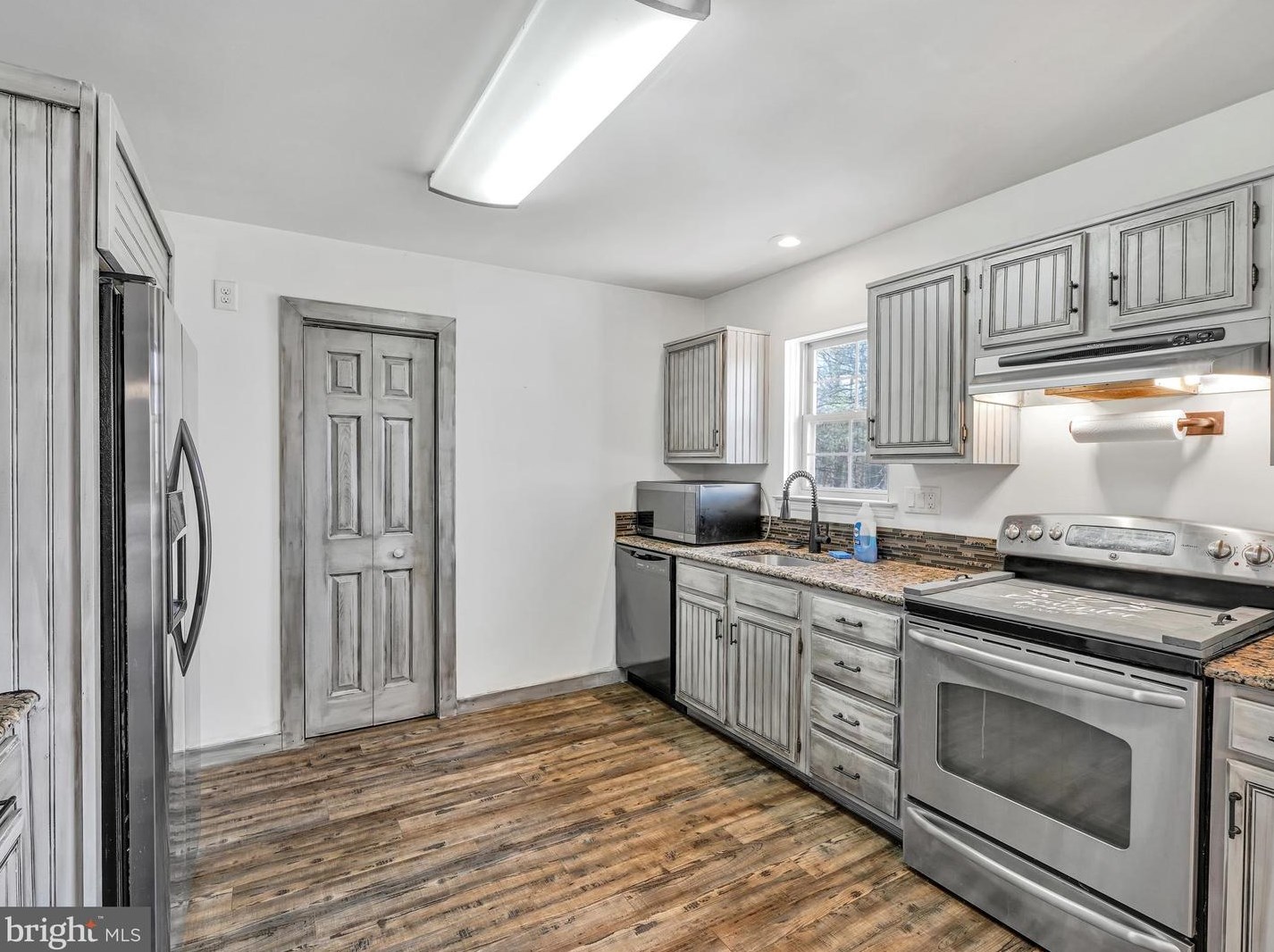 258 Creek Dr, Brommerstown PA  17922-9517 exterior