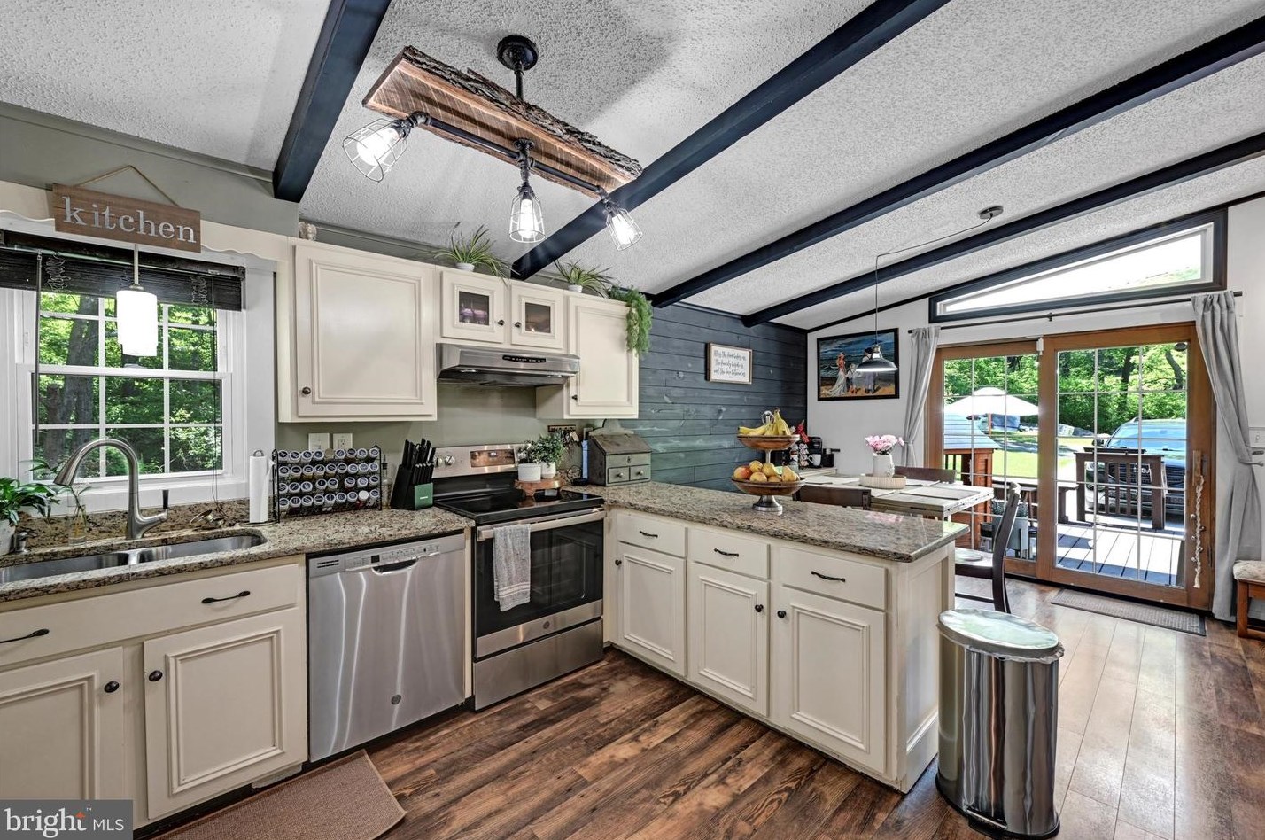 1488 Bunting St, Primrose PA 17901-9026 exterior