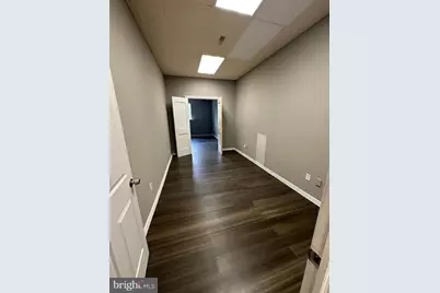 450 N Claude A Lord Boulevard #8, Pottsville, PA 17901 - Photo 5