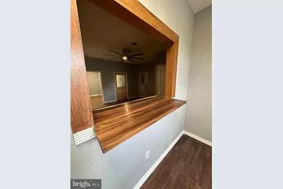 450 N Claude A Lord Boulevard #7, Pottsville, PA 17901 - Photo 3