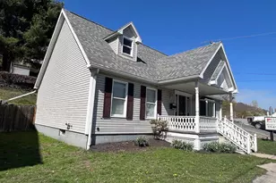 107 W Centre St, Ashland, PA 17921 - Photo 3