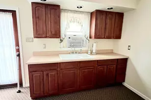 107 W Centre St, Ashland, PA 17921 - Photo 9