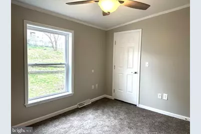 1015 W Race Street, Pottsville, PA 17901 - Photo 17