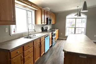 1015 W Race St, Pottsville, PA 17901 - Photo 7