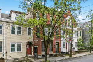 611 W Market St, Pottsville, PA 17901 - Photo 3