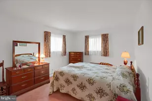 616 W Maple St, Valley View, PA 17983 - Photo 19