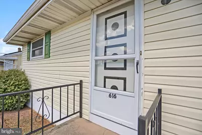 616 W Maple Street, Valley View, PA 17983 - Photo 9