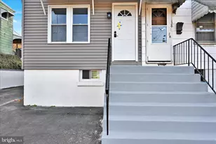 36 W Bacon St, Pottsville, PA 17901 - Photo 7