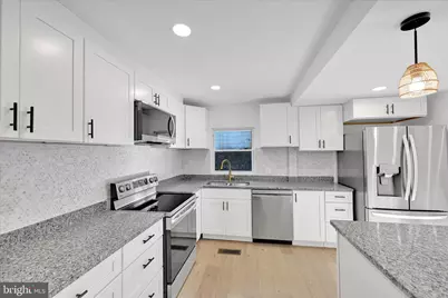 36 W Bacon Street, Pottsville, PA 17901 - Photo 15