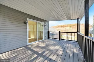 36 W Bacon St, Pottsville, PA 17901 - Photo 33