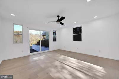 36 W Bacon Street, Pottsville, PA 17901 - Photo 17