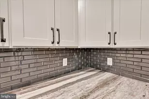 145 N Wylam St, Frackville, PA 17931 - Photo 7