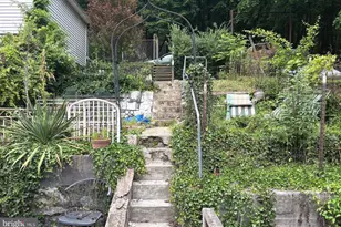 235 Chestnut St, Ashland, PA 17921 - Photo 3