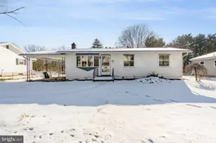 1011 E Main St, Hegins, PA 17938 - Photo 3