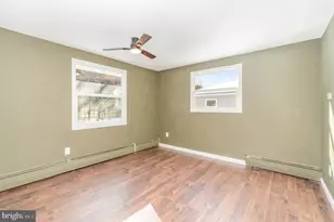 1011 E Main St, Hegins, PA 17938 - Photo 11