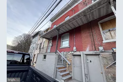 563 S Centre Street, Pottsville, PA 17901 - Photo 3