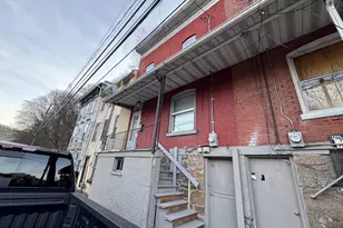 563 S Centre St, Pottsville, PA 17901 - Photo 3