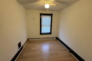 563 S Centre St, Pottsville, PA 17901 - Photo 11