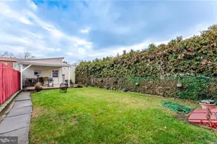 131 S Wayne St, Orwigsburg, PA 17961 - Photo 5