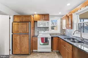 1373 Main St, Port Trevorton, PA 17864 - Photo 15