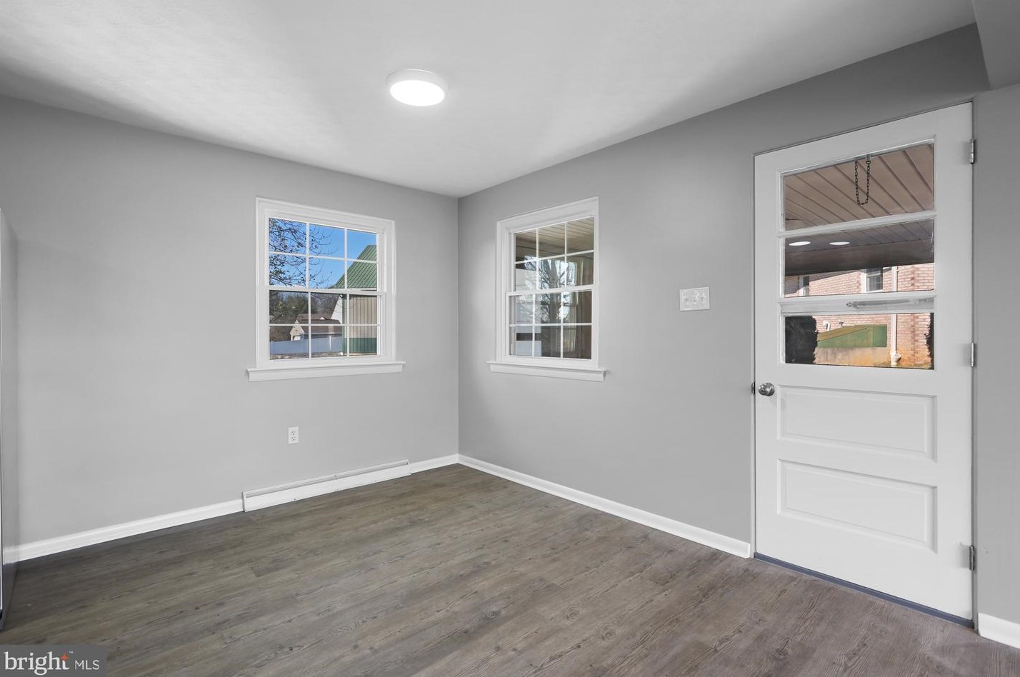 202 Nollyn Dr, Yoe PA  17313-9528 exterior