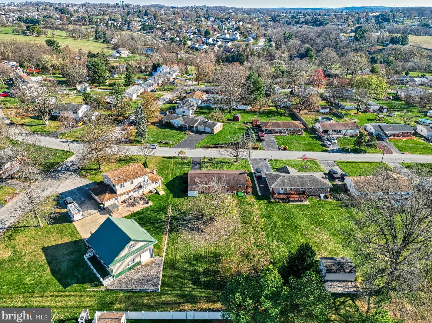 202 Nollyn Dr, Yoe PA  17313-9528 exterior