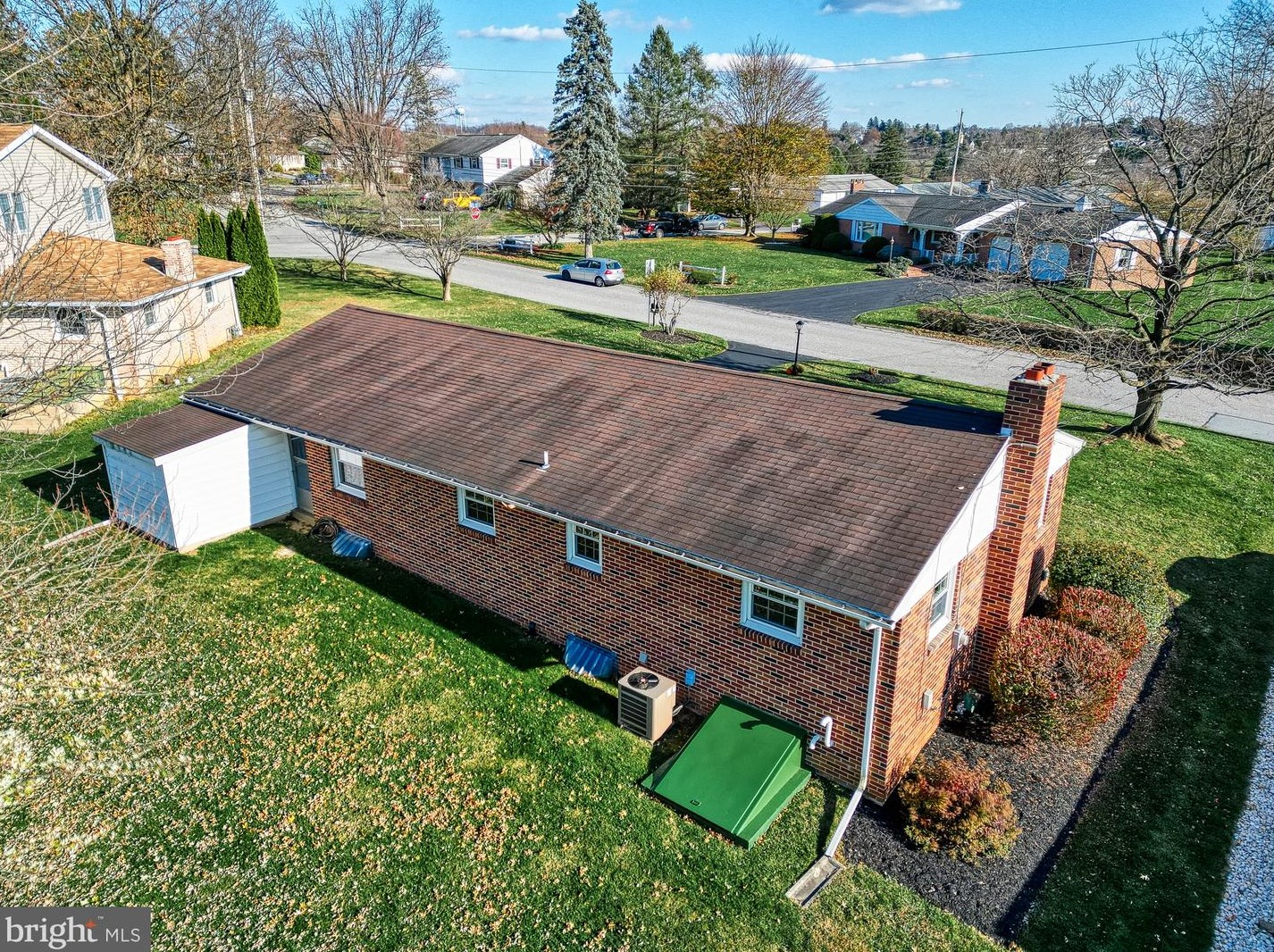 202 Nollyn Dr, Yoe PA  17313-9528 exterior