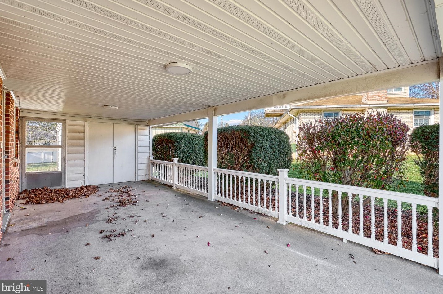 202 Nollyn Dr, Yoe PA  17313-9528 exterior