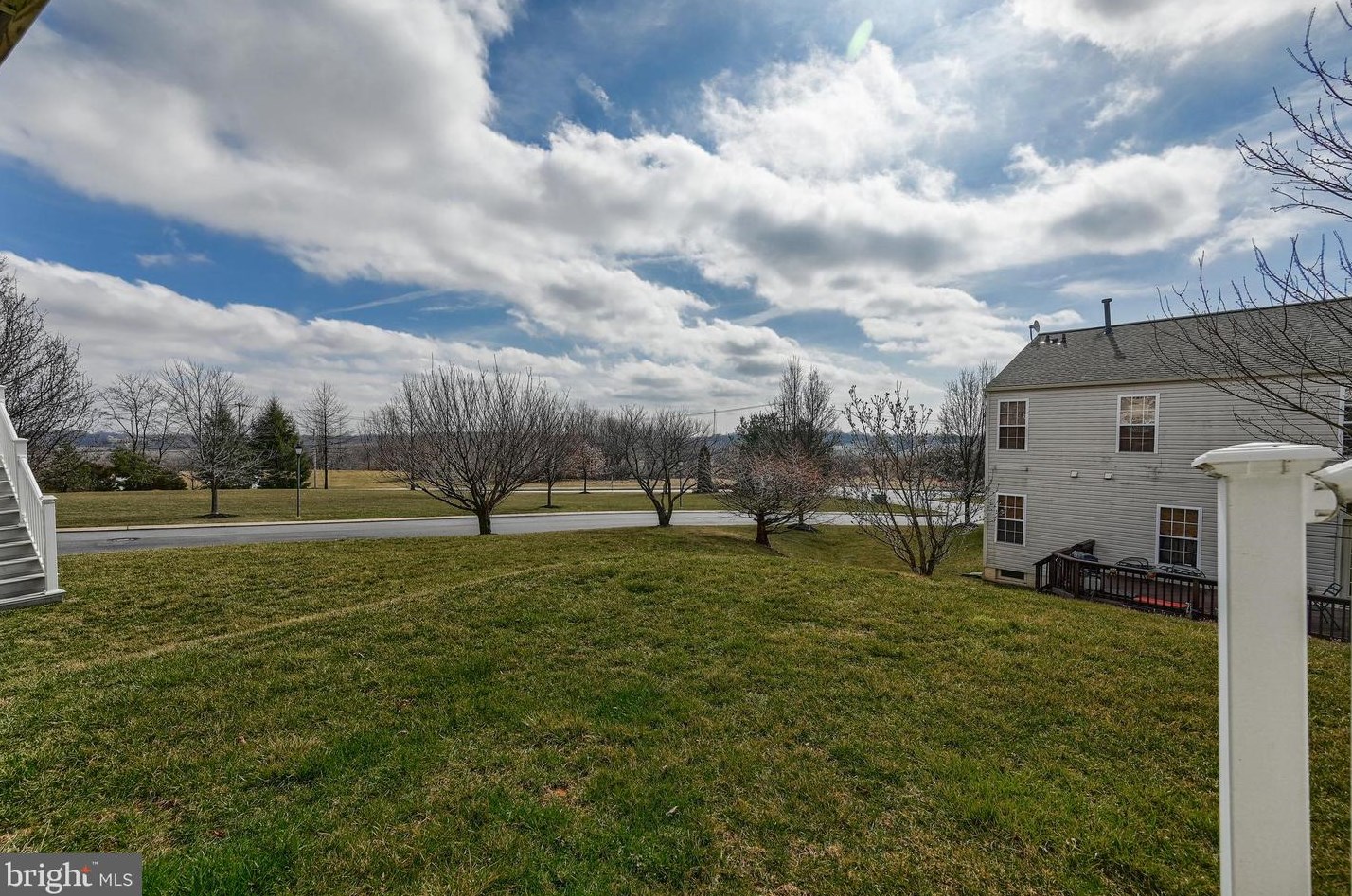 223 Fairmount Ct #35, Shrewsbury, PA 17361