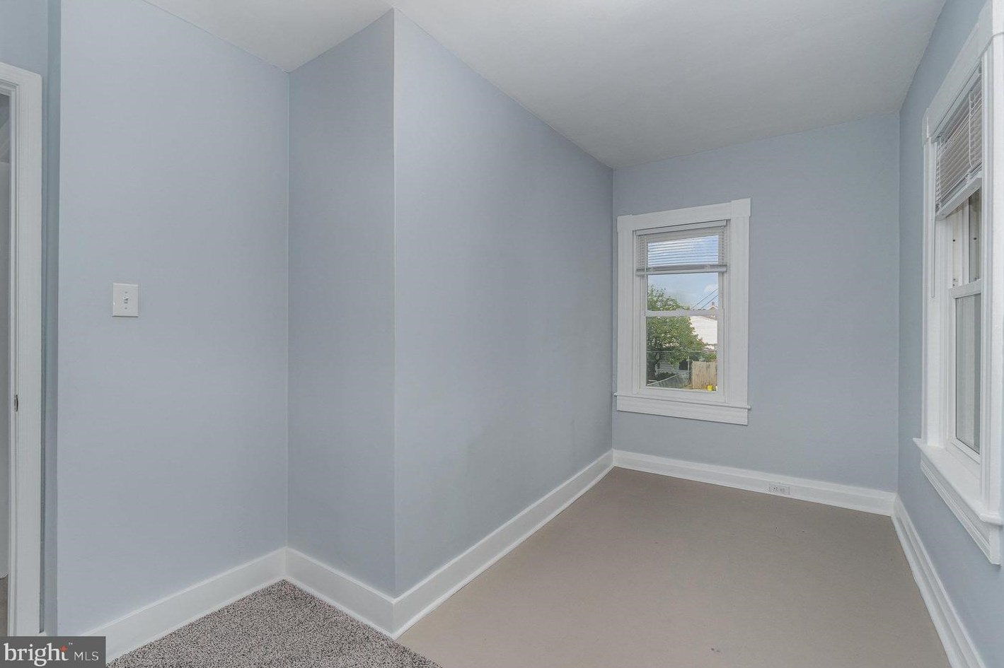8 East St, Spring Grove PA  17362-1210 exterior