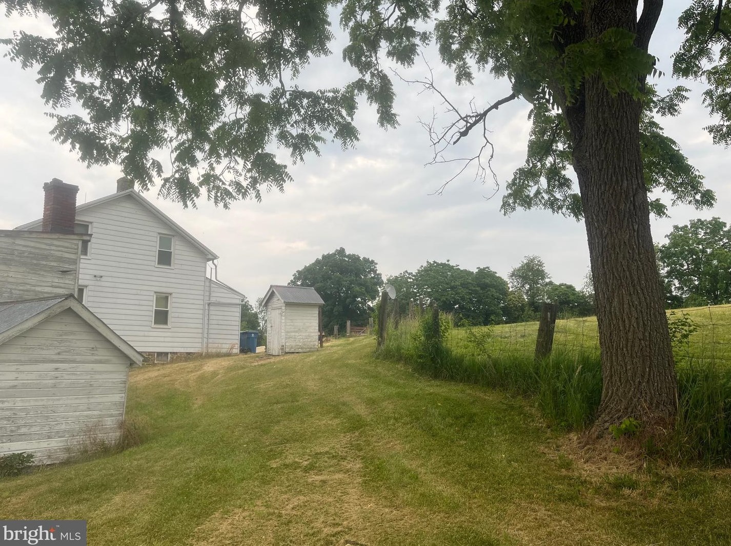 2326 Meetinghouse Rd, Spring Grove PA  17362-7881 exterior
