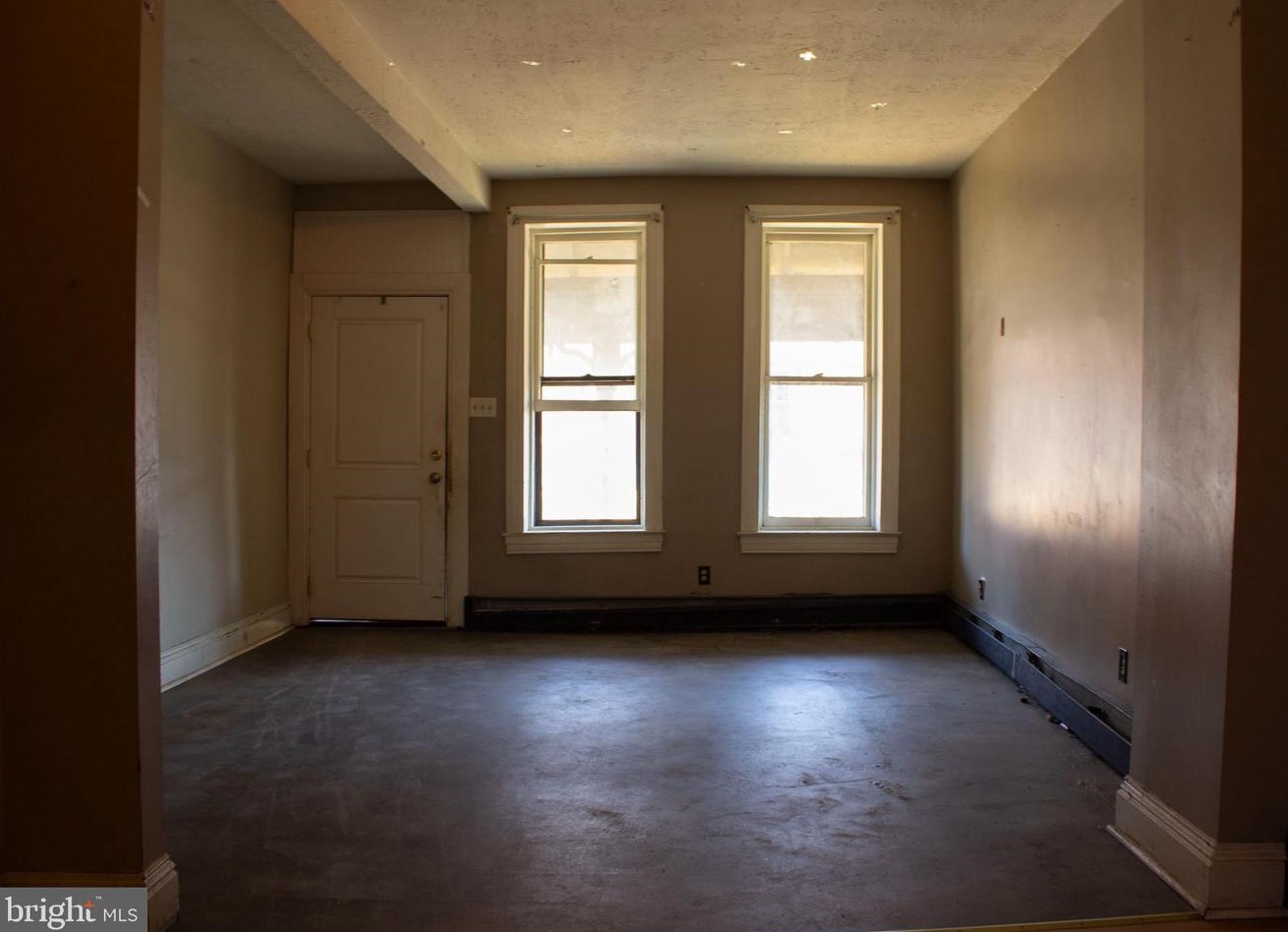 827 Linden Ave, York PA 17404-3206 exterior