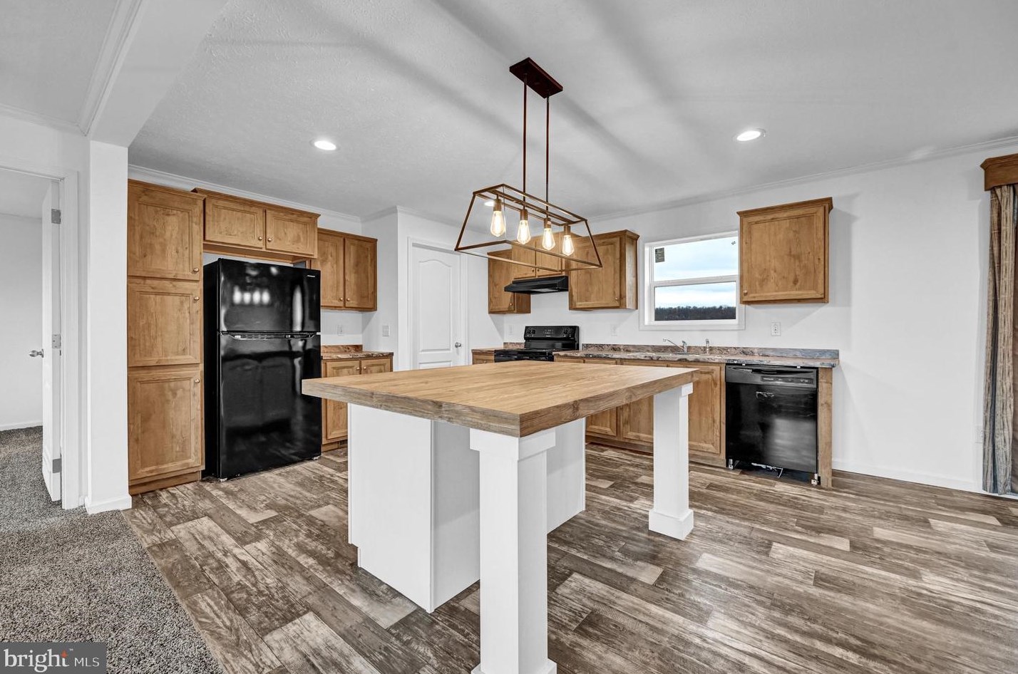 1366 Kbs Rd, Spring Grove PA  17362-8708 exterior