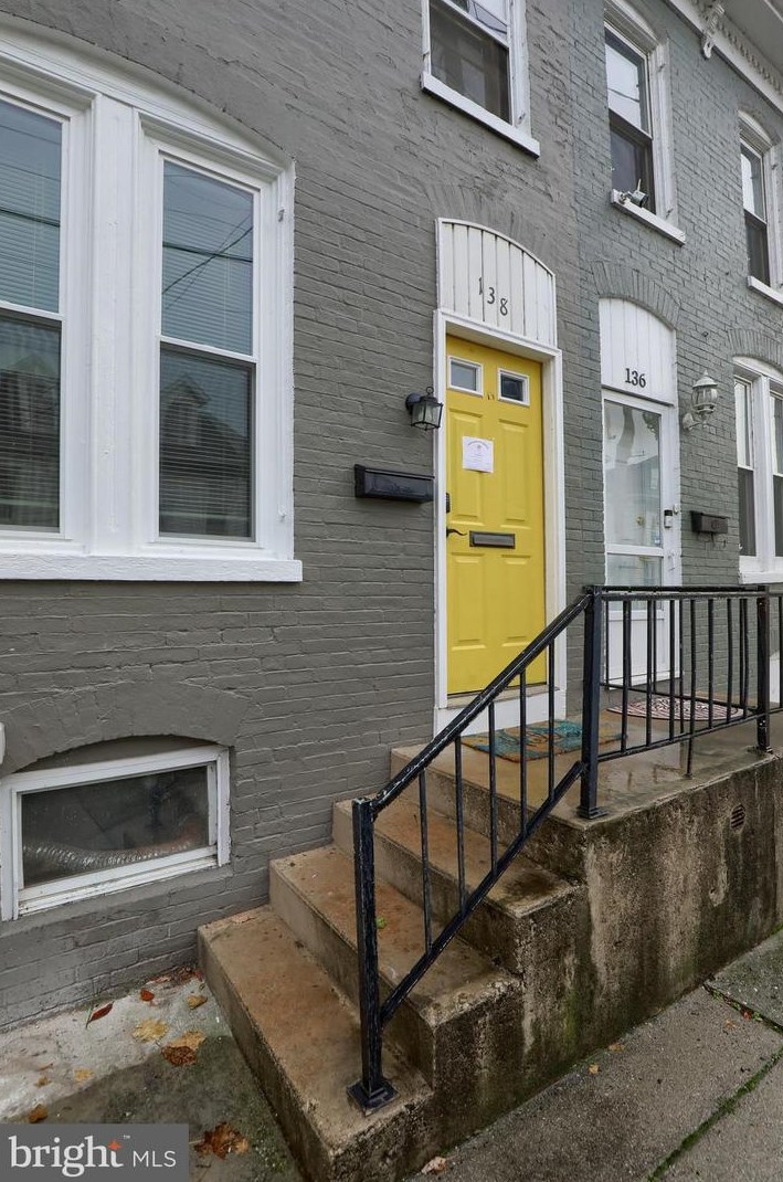 138 Arch St, York PA  17401-5302 exterior
