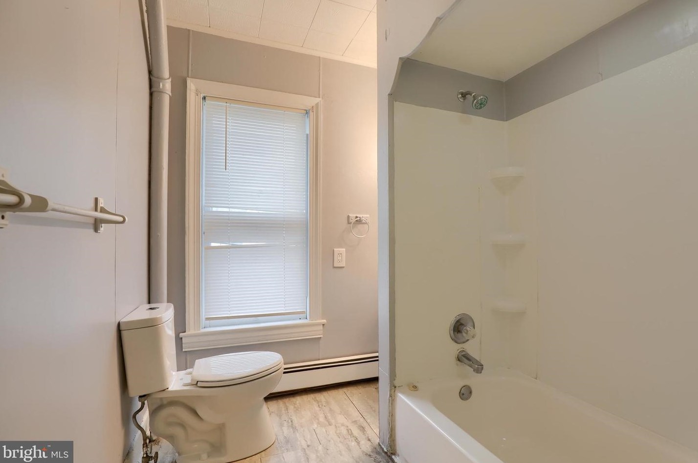 138 Arch St, York PA  17401-5302 exterior