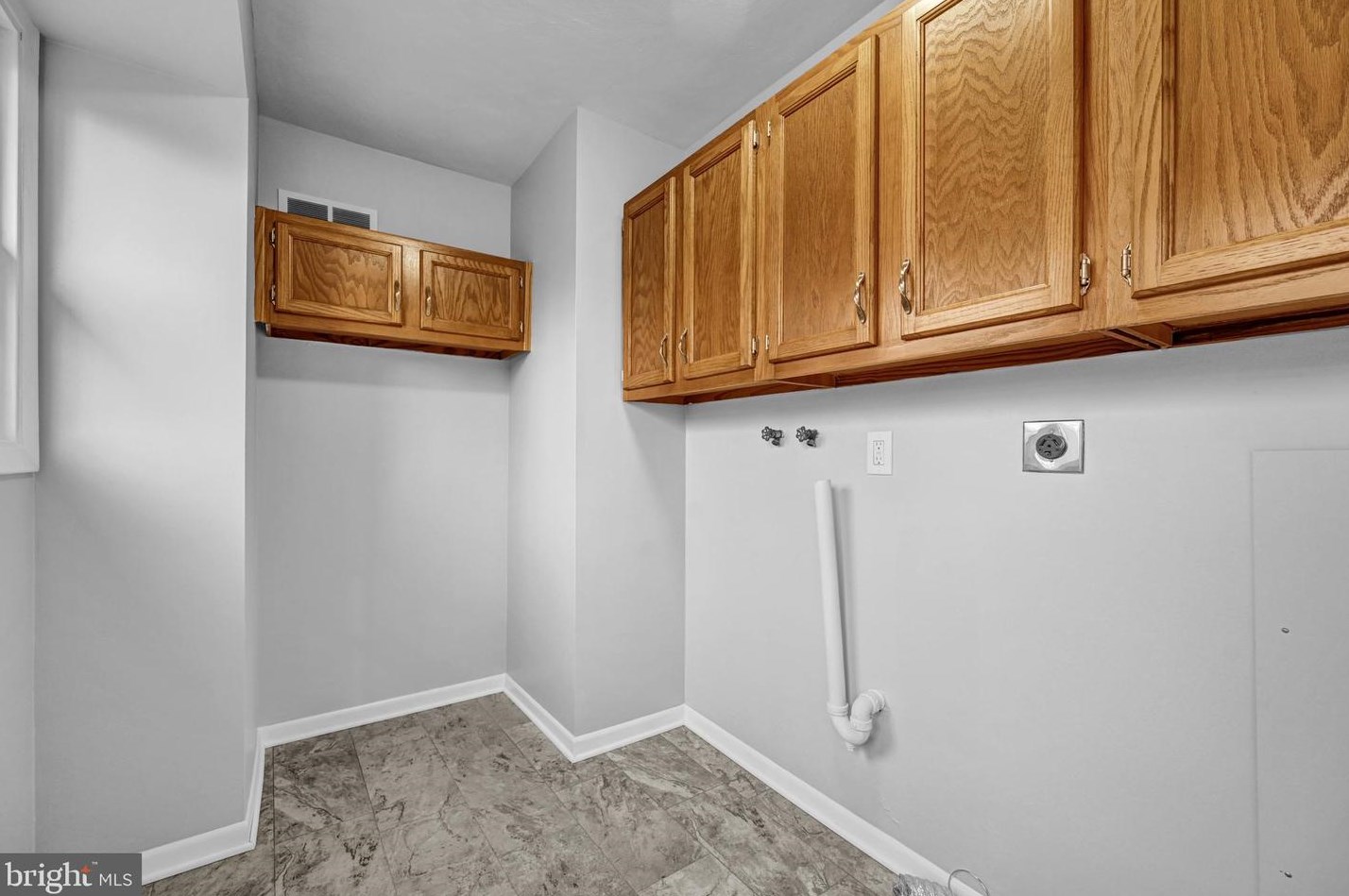 3595 Lewisberry Rd, York PA  17404-8380 exterior