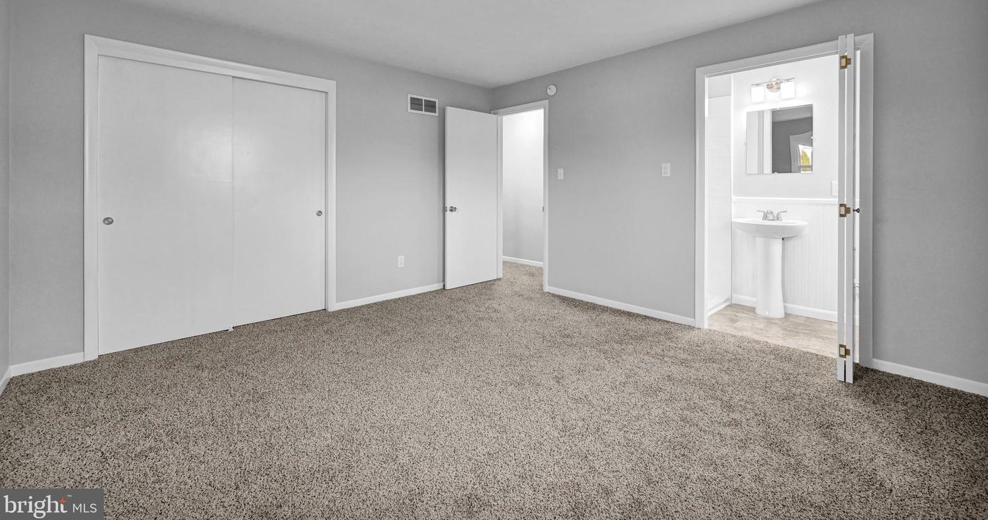 3595 Lewisberry Rd, York PA  17404-8380 exterior