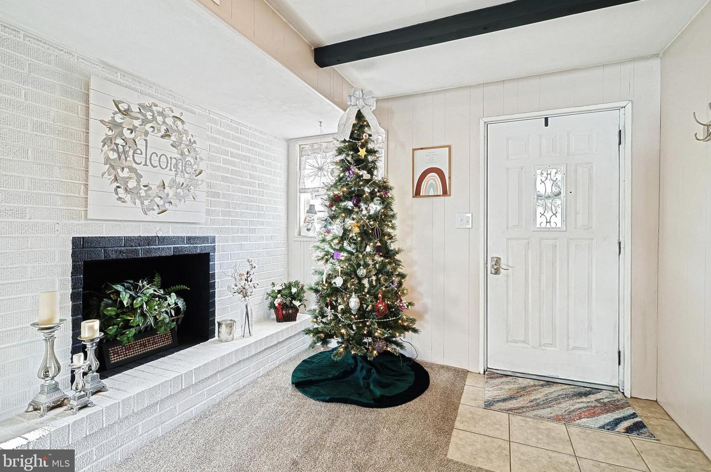 435 Skyview Dr, York PA  17406-3231 exterior