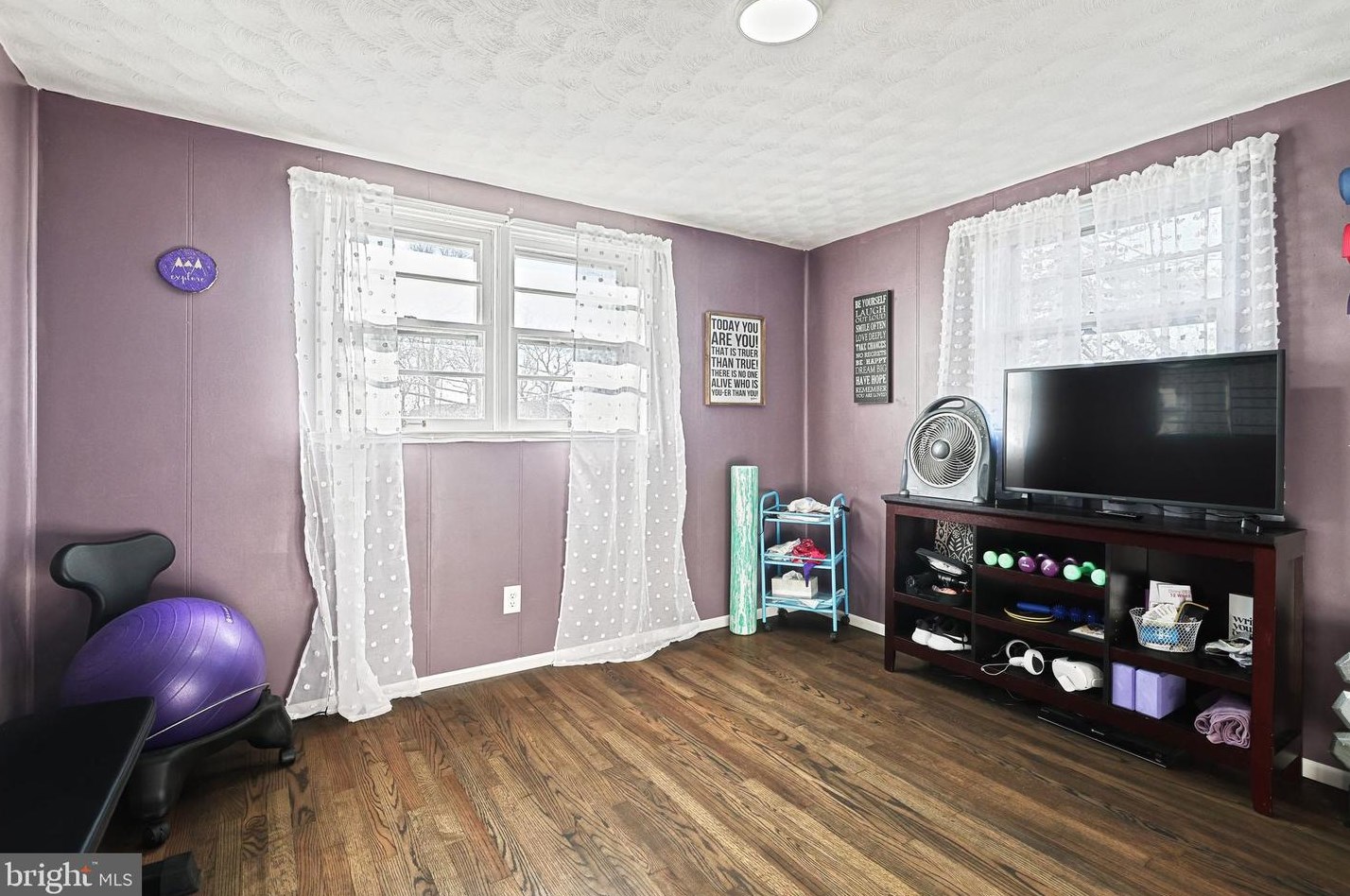 435 Skyview Dr, York PA  17406-3231 exterior