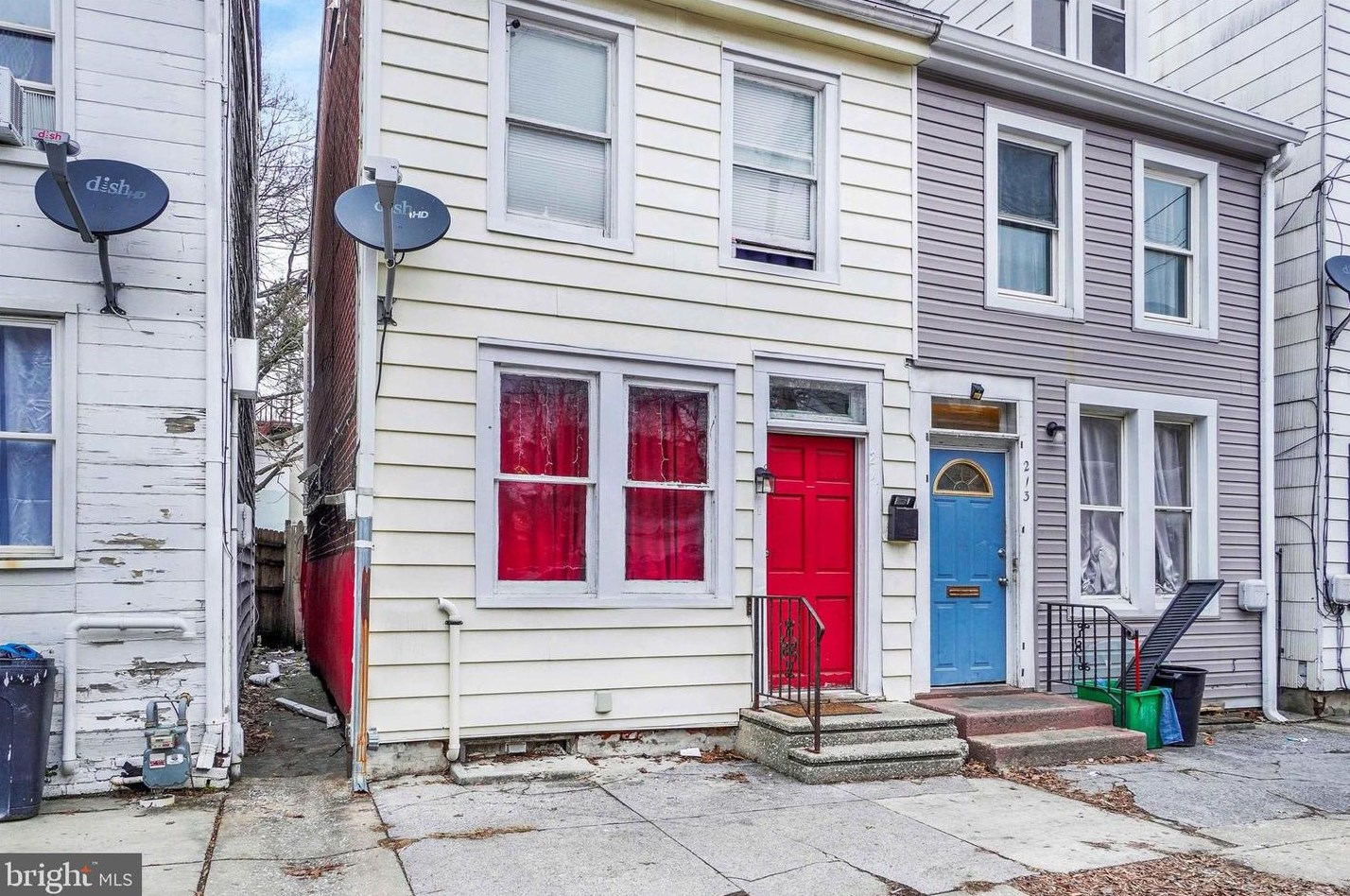 211 Philadelphia St, York PA  17401-2939 exterior