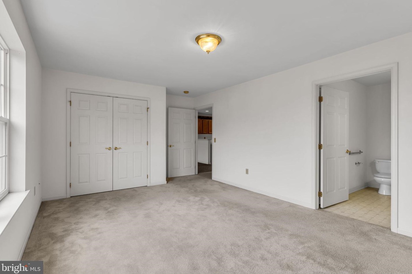 242 Equine Cv, Red Lion PA  17356-8779 exterior